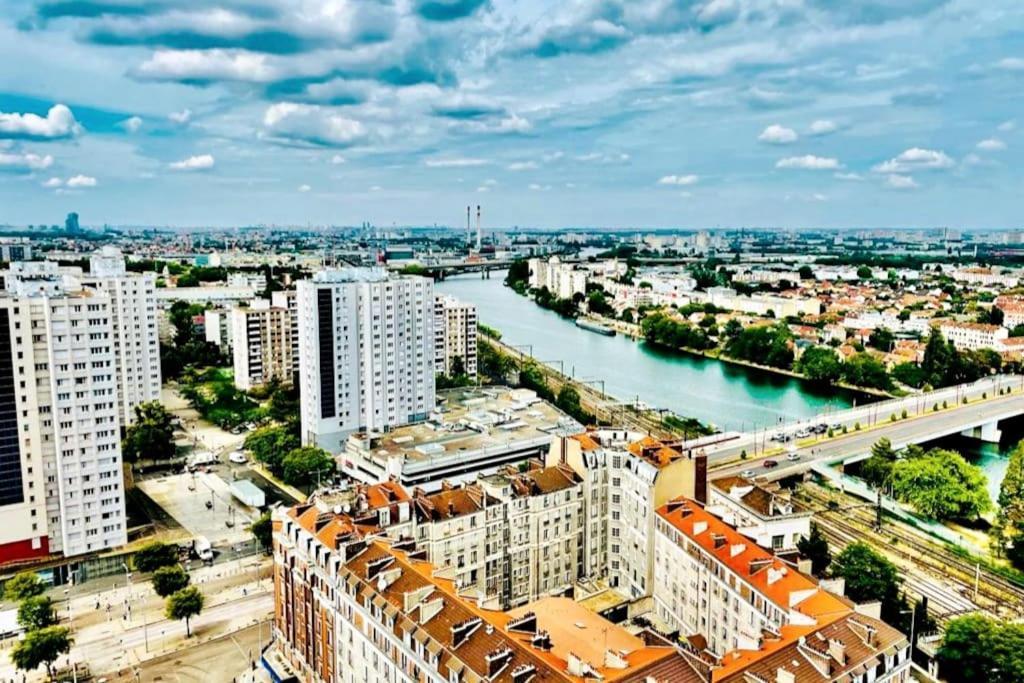 Appartement Ciel De Paris : Vue Tour Eiffel à Choisy-le-Roi Extérieur photo